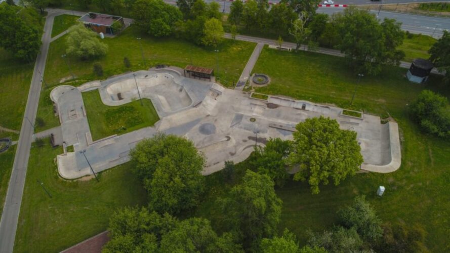 Садовники: скейт и самокат школа каширская, имени лужкова парк